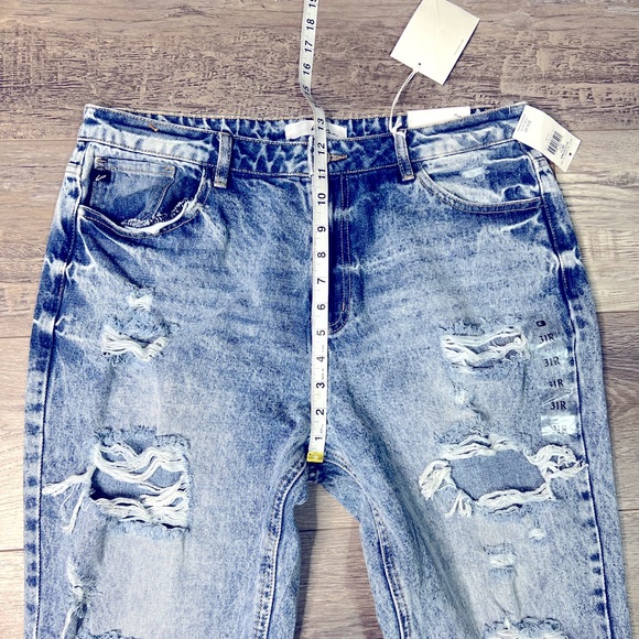 KanCan Acid Wash Distressed Denim Ripped High Waisted Mom Jeans Size 15/31 - Picture 5 of 9